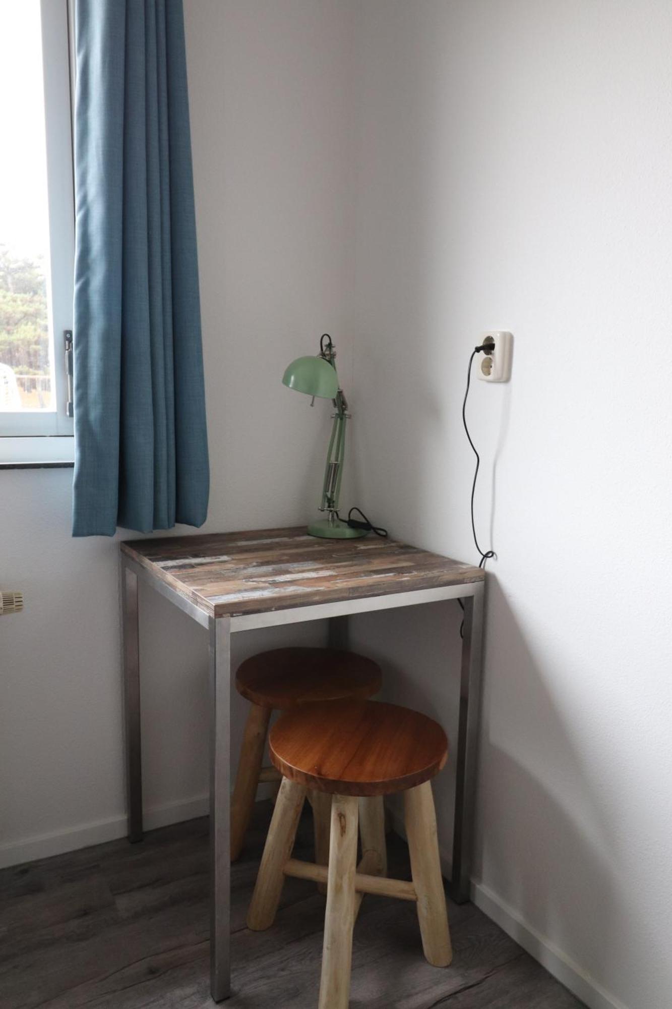 Sier Aan Zee Hostel ฮอลลุม ภายนอก รูปภาพ